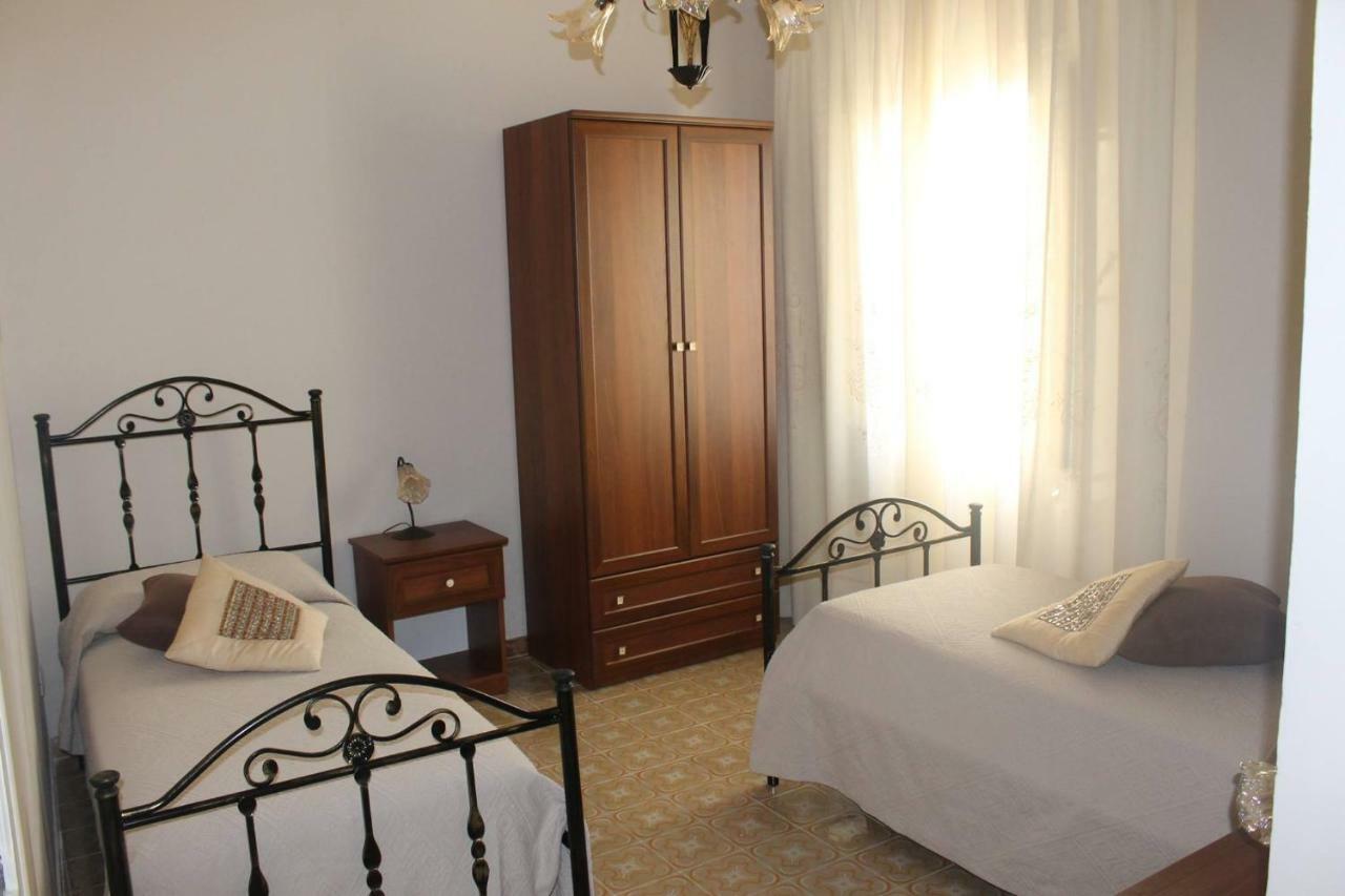 Bed and Breakfast Le Stanze Dell'Emiro à Sambuca di Sicilia Extérieur photo